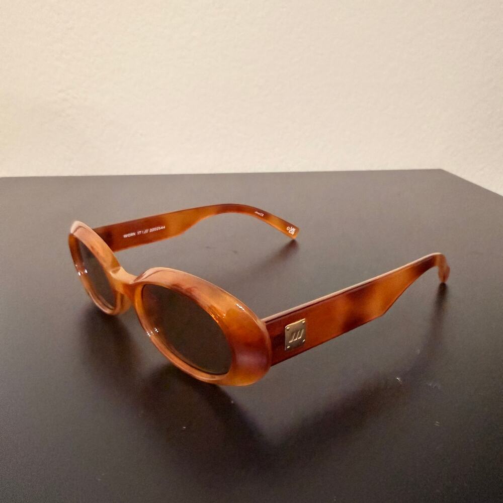 Le Specs WORK IT! | VINTAGE TORT AMBER TINT